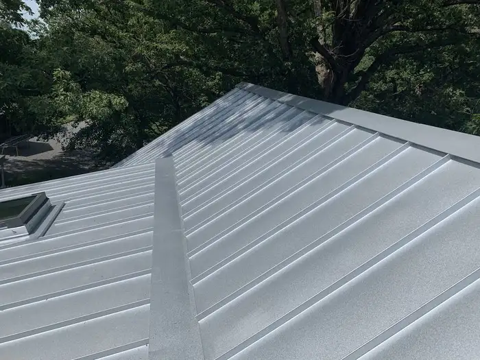 metal roof attachment method